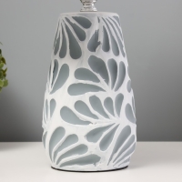 Настольная лампа "Аиша" Е14 40Вт бело-серый 22х22х36 см Настольная лампа "Аиша" Е14 40Вт бело-серый 22х22х36 см