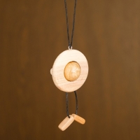 Подвеска в автомобиль «Ни гвоздя, ни жезла», 7 см, можжевельник Подвеска в автомобиль «Ни гвоздя, ни жезла», 7 см, можжевельник