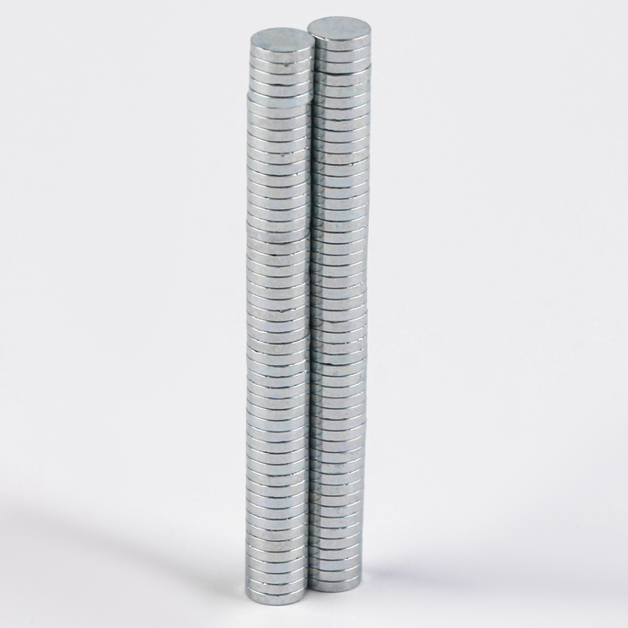 Магнит неодимовый , размер 1 шт. &mdash; 5 &times; 5 &times; 1 мм, набор 100 шт.