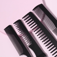 Набор расчёсок, 8 предметов, цвет чёрный Набор расчёсок, 8 предметов, цвет чёрный
