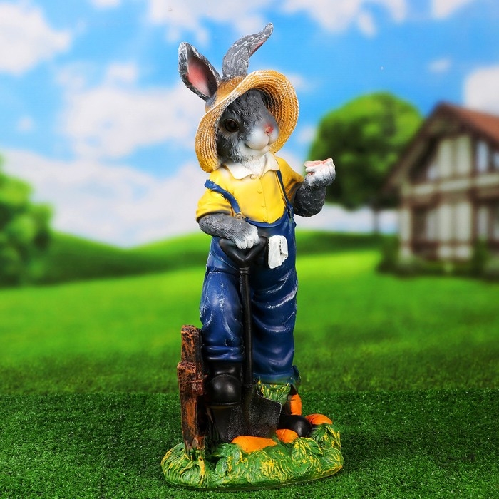 Садовая фигура "Зайчик дачник с бабочкой" 49х22х18см