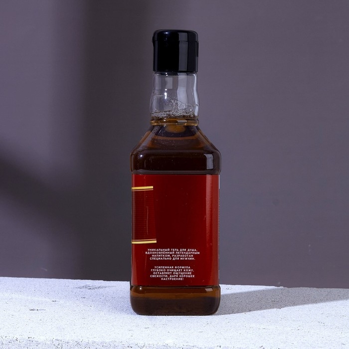 Гель для душа во флаконе виски, 250 мл, аромат шафрана и ирландского виски, Новый Год Гель для душа во флаконе виски, 250 мл, аромат шафрана и ирландского виски, Новый Год