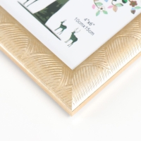 Фоторамка пластик 10х15 см "Сечение волн" золотая 17,8х12,9х0,9  см