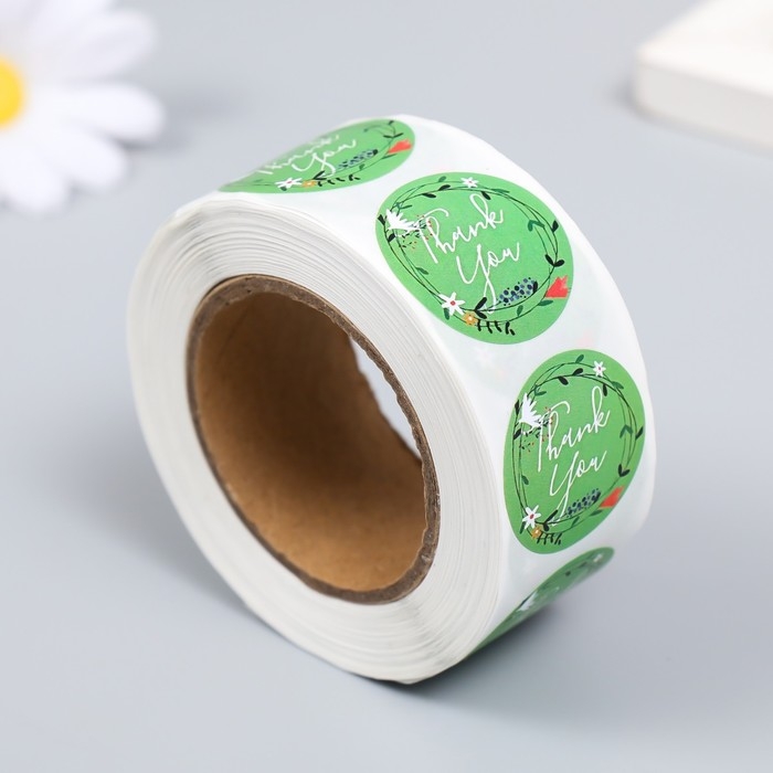 Наклейка бумага Наклейка бумага "Венок из полевых цветов. Спасибо" d=2,5 см 500 шт в рулоне 3х6,5х6,5 см