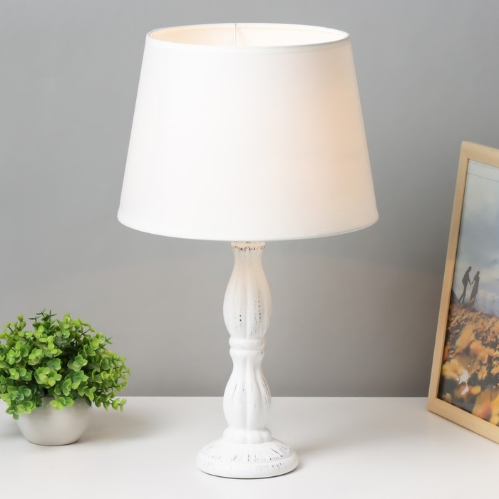 Лампа настольная 16628/1WT E14 40Вт белый 25х25х48 см RISALUX