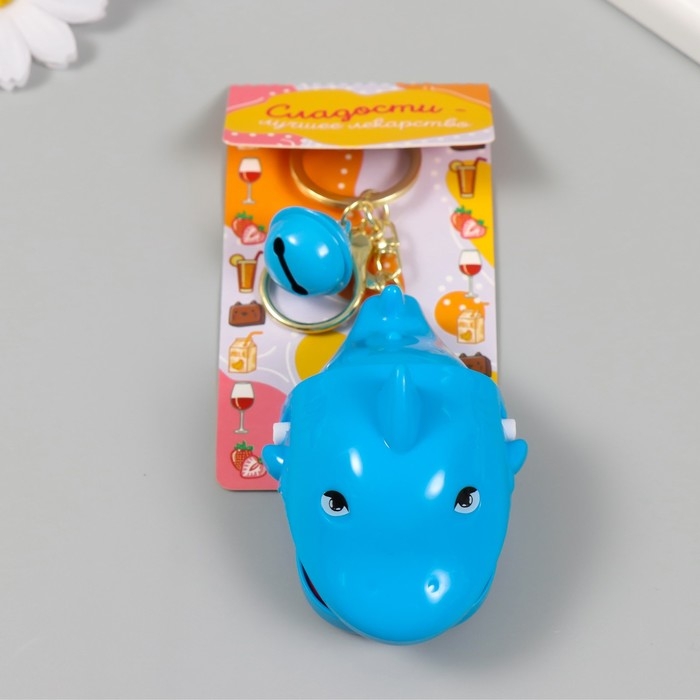 Брелок пластик с карабином Брелок пластик с карабином "Акула-зубастик" закрывается при нажатии на зуб 5,5х7,5х5 см