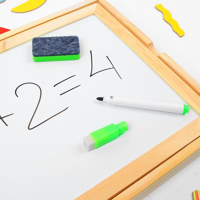 Конструктор магнитный &laquo;Весёлые человечки&raquo; с двухсторонней доской, мелом и маркером, 71 элемент