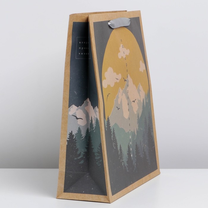Пакет подарочный крафтовый вертикальный, упаковка, &laquo;Природа&raquo;, M 26 х 30 х 9 см