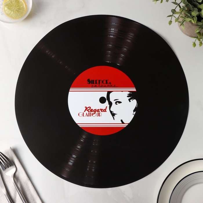 Салфетка сервировочная на стол Доляна «Виниловая пластинка», d=38 см, цвет чёрный Салфетка сервировочная на стол Доляна «Виниловая пластинка», d=38 см, цвет чёрный