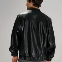 Бомбер из искусственной кожи Univer, черный, размер M/L Бомбер из искусственной кожи Univer, черный, размер M/L