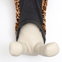 Толстовка с капюшоном "Леопард", размер S (ДС 23, ОШ 26, ОШ 32 см) Толстовка с капюшоном "Леопард", размер S (ДС 23, ОШ 26, ОШ 32 см)