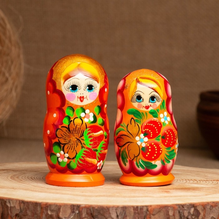 Матрёшка &laquo;Земляничка&raquo;, оранжевое платье, 3 кукольная, 10-12 см