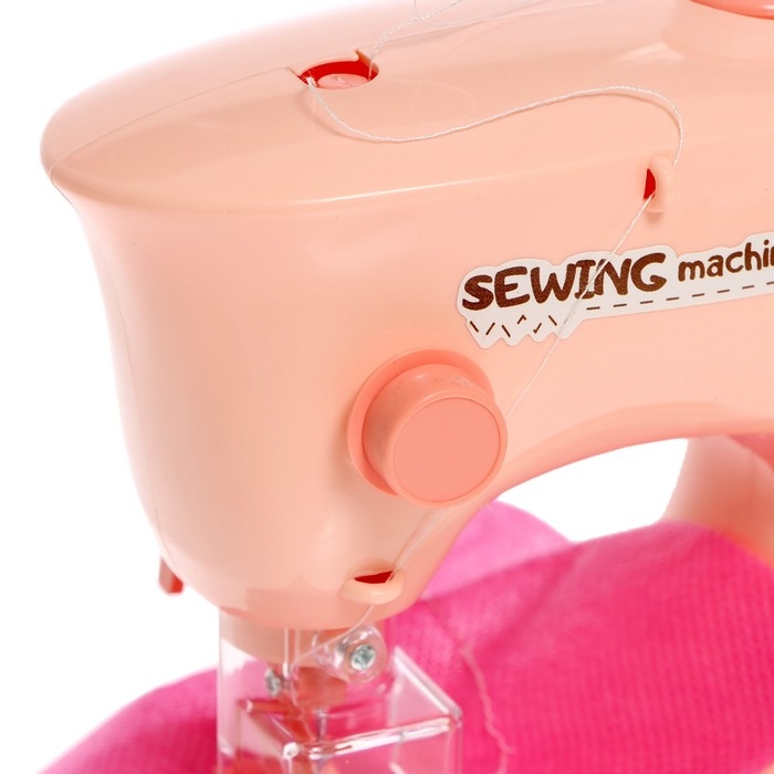 Швейная машинка «Рукодельница» Швейная машинка «Рукодельница»