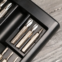 Набор отверток в фляге &laquo;Набор мастера&raquo;, универсальный, 18 предметов