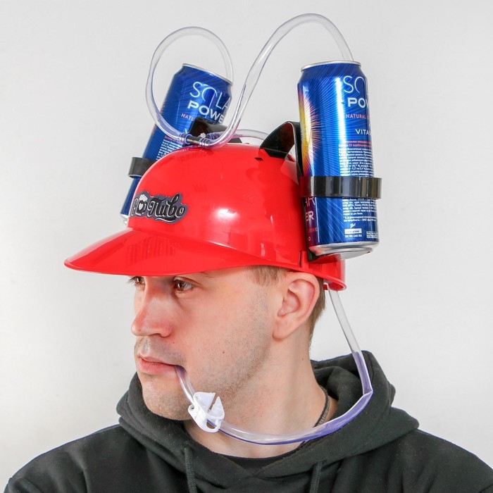 Каска с отверстиями под банки &laquo;Я люблю пиво&raquo;