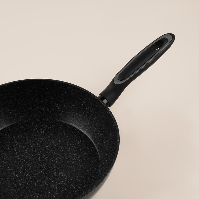 Сковорода алюминиевая с высоким бортом SL Home, d=28 см, h=7,5 см, антипригарное покрытие, индукция, цвет чёрный