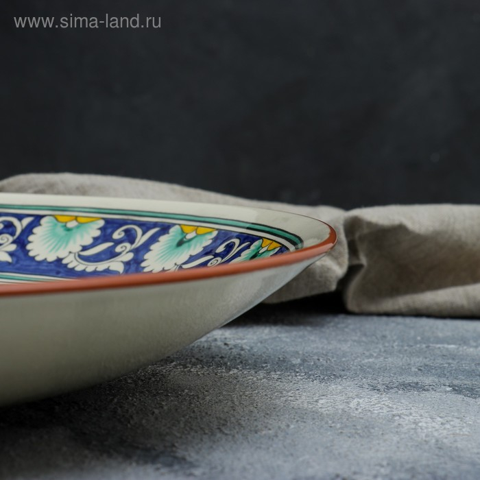 Ляган круглый Риштанская Керамика, 41см, белый с синим, красно-жёлто-зелёный узор Ляган круглый Риштанская Керамика, 41см, белый с синим, красно-жёлто-зелёный узор