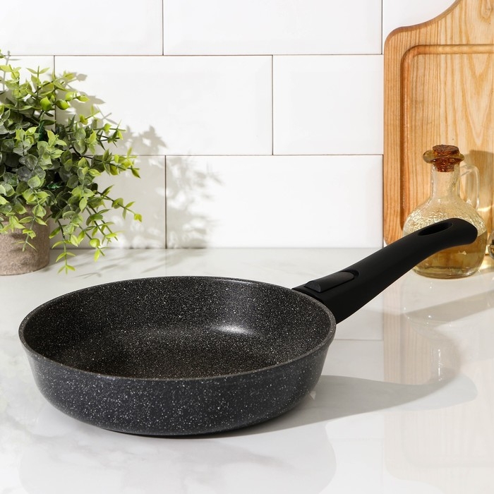 Сковорода Доляна &laquo;Элит&raquo;, d=24 см, съёмная ручка, антипригарное покрытие, цвет чёрный