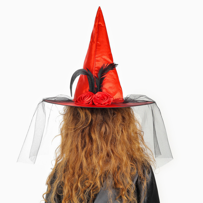 Карнавальная шляпа «Ведьмочка», с фатой, цвет красный Карнавальная шляпа «Ведьмочка», с фатой, цвет красный