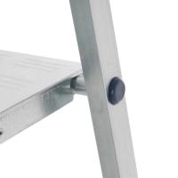 Стремянка ТУНДРА, оцинкованная, 8 ступеней Стремянка ТУНДРА, оцинкованная, 8 ступеней