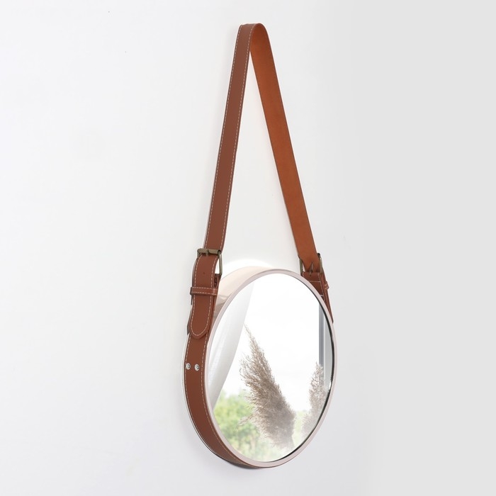 Зеркало настенное круглое &laquo;Антураж&raquo; d зеркальной поверхности 28 см, с ремешком из искусственной кожи, цвет МИКС