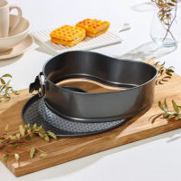 Форма для выпечки Доляна &laquo;Элин. Сердце&raquo;, 23,5&times;22&times;6,8 см, съёмное дно, антипригарное покрытие, цвет чёрный