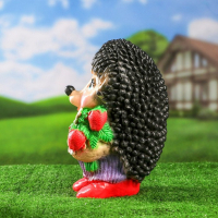 Садовая фигура "Ёж Семен с клубничкой" 17х17х35см