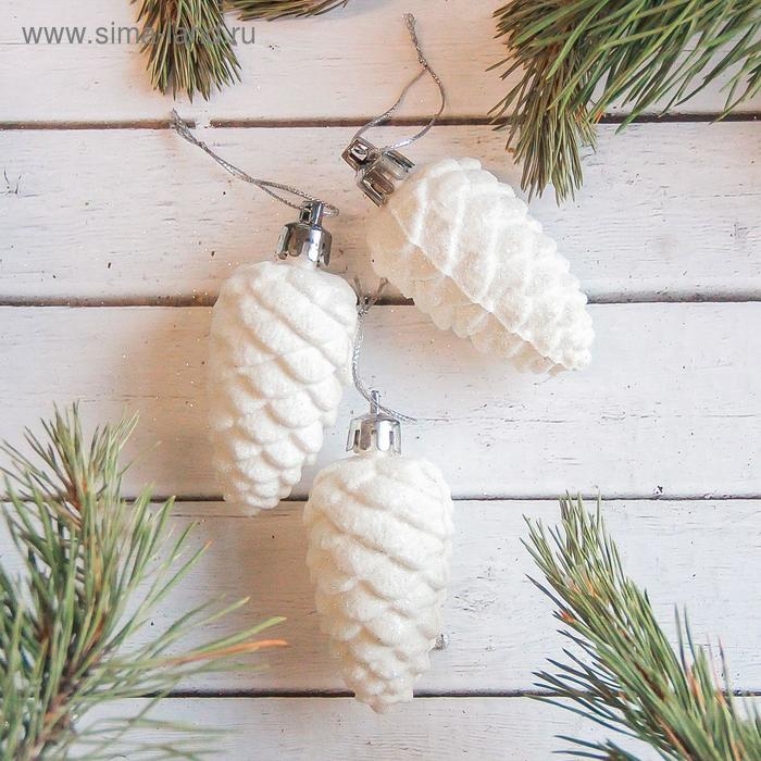 Ёлочные игрушки 3 шт. &laquo;Зимнее волшебство. Шишка&raquo;, белый, пластик, 3х5,5 см