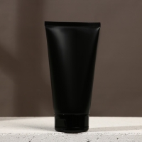 Подарочный набор косметики &laquo;С праздником!&raquo;, гель для бритья 110 мл и бритва, HARD LINE