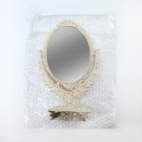 Зеркало настольное, двустороннее, с увеличением, зеркальная поверхность 13,5 × 18,5 см, цвет бежевый Зеркало настольное, двустороннее, с увеличением, зеркальная поверхность 13,5 × 18,5 см, цвет бежевый