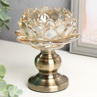 Подсвечник стекло на 1 свечу "Лотос" на ножке карамель 12,5х12х12 см Подсвечник стекло на 1 свечу "Лотос" на ножке карамель 12,5х12х12 см