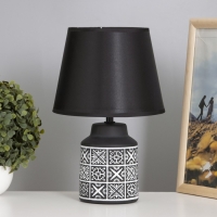 Лампа настольная "Люсли" 1х40Вт Е14 черный 19,5х19,5х33,5см Лампа настольная "Люсли" 1х40Вт Е14 черный 19,5х19,5х33,5см