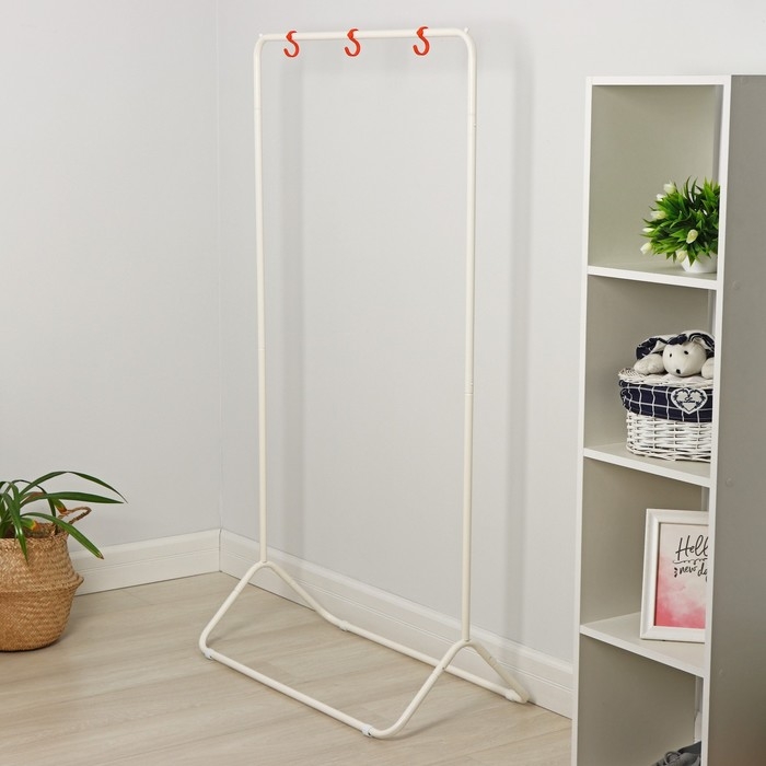 Вешалка напольная для одежды &laquo;Радуга&raquo;, 82,5&times;42&times;150 см, цвет белый