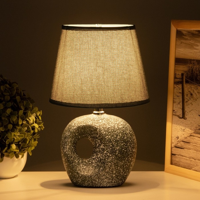 Лампа настольная Лампа настольная "Инес" 1х40Вт Е14 серый 20х20х30см