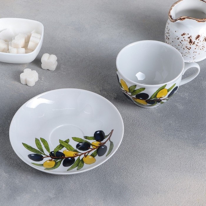 Чайная пара фарфоровая &laquo;Оливки&raquo;, 275 мл, чашка d=9,2 см, блюдце d=15,1 см, рисунок МИКС