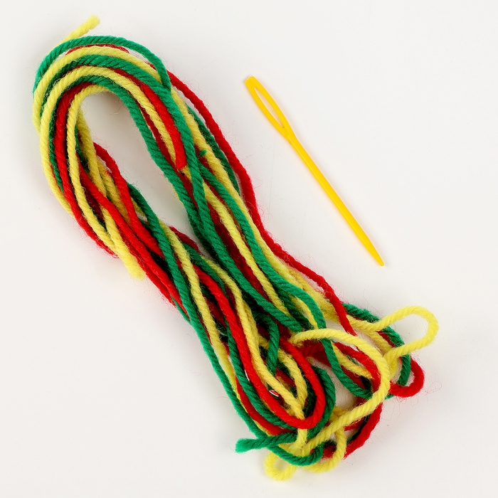 Вышивка пряжей на новый год &laquo;Новогодняя змея&raquo;&lrm; на картоне, новогодний набор для творчества, символ года 2025