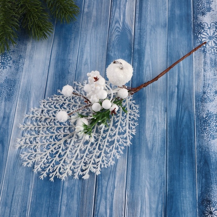 Декор Декор "Зимнее очарование" яблоко ягоды кружево в белом, 22 см