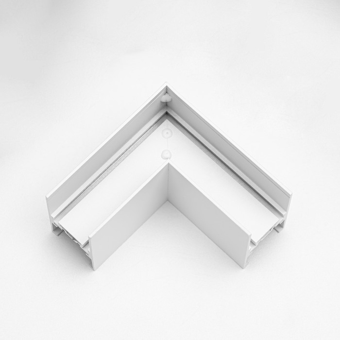 Соединитель накладной для шинопровода г-образный белый 5х5 см Соединитель накладной для шинопровода г-образный белый 5х5 см