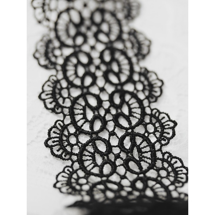 Кружево гипюровое, 65 мм &times; 6,8 &plusmn; 0,5 м, цвет чёрный