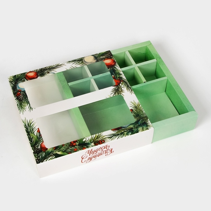 Новый год. Коробка под 8 конфет и шоколад, с окном Новый год. Коробка под 8 конфет и шоколад, с окном "Чудеса случаются", 17,7 х 17,8 х 3,8 см, кондитерская упаковка