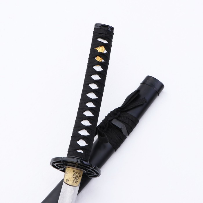 Сувенирное оружие &laquo;Катана на подставке&raquo;, чёрные ножны с иероглифами, 104см