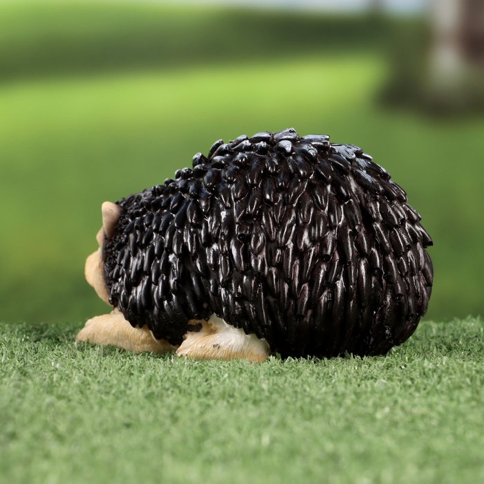 Садовая фигура Садовая фигура "Ежик греется" 18х10х10см