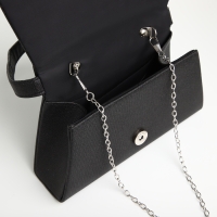 Сумка-клатч на магните, цвет чёрный