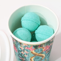 Подарочный набор косметики &laquo;С 8 Марта!&raquo;, бомбочки для ванны 6 х 20 г, ЧИСТОЕ СЧАСТЬЕ