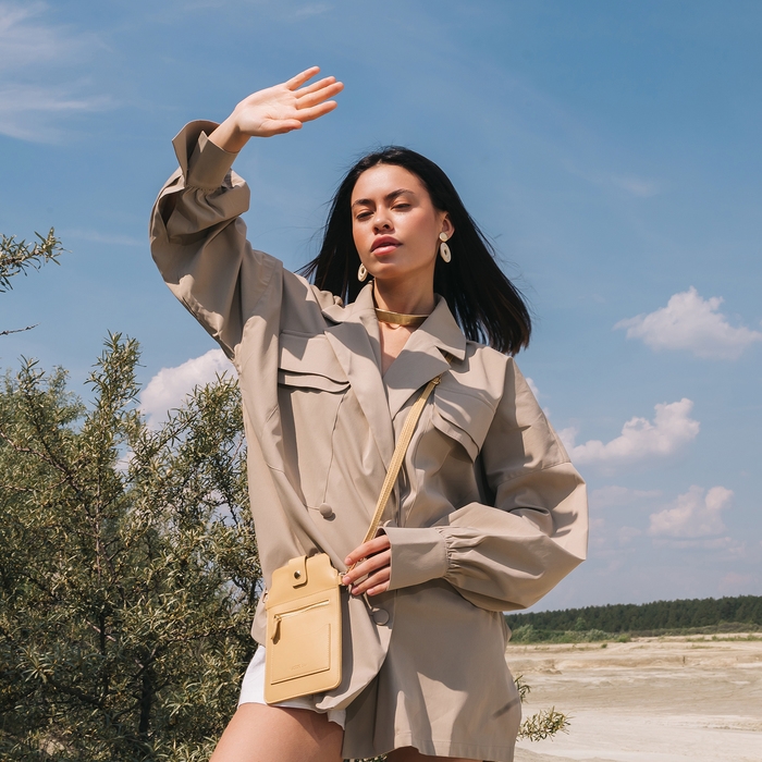 Сумка женская, кросс-боди, на магните, цвет жёлтый