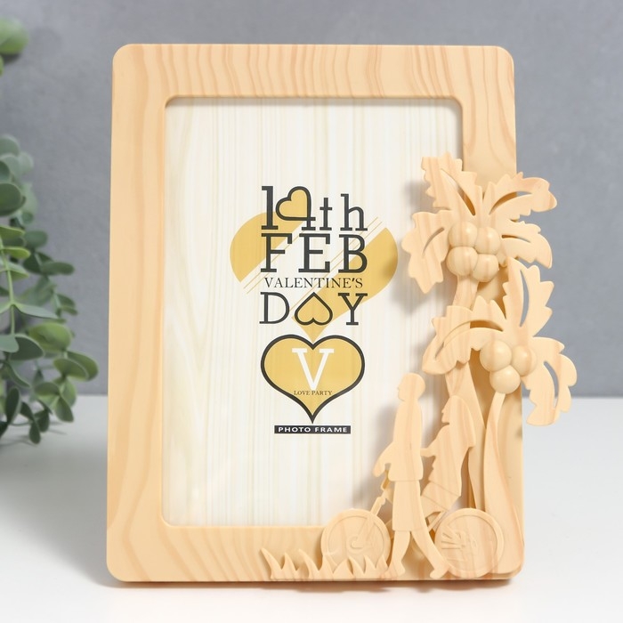 Фоторамка пластик под дерево 12х17 см Фоторамка пластик под дерево 12х17 см "Прогулка под пальмами" 17,7х21 см