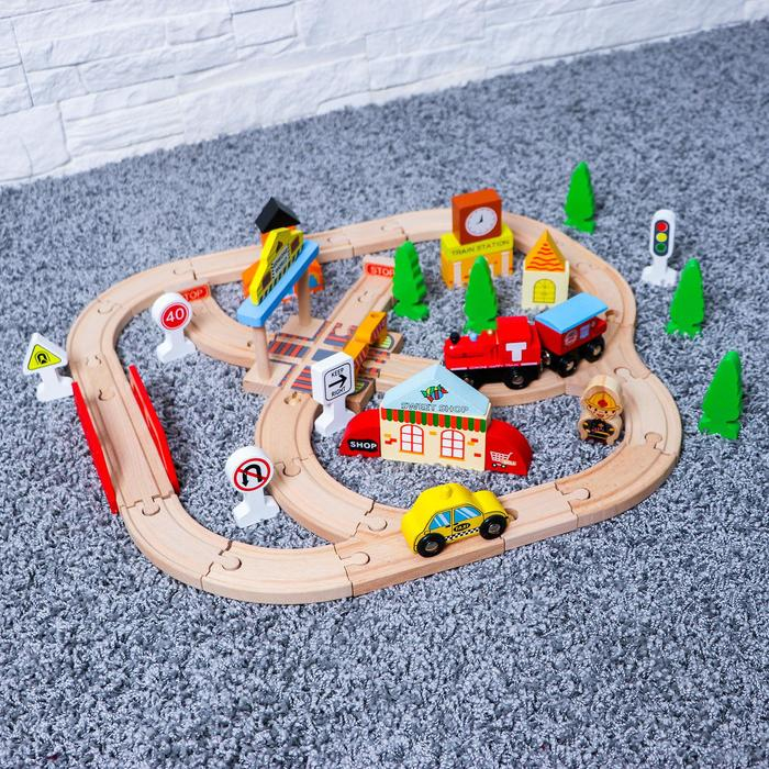 Железная дорога, 60 элементов, в собран. Виде: 48×46 см, в пластиком боксе Железная дорога, 60 элементов, в собран. Виде: 48×46 см, в пластиком боксе