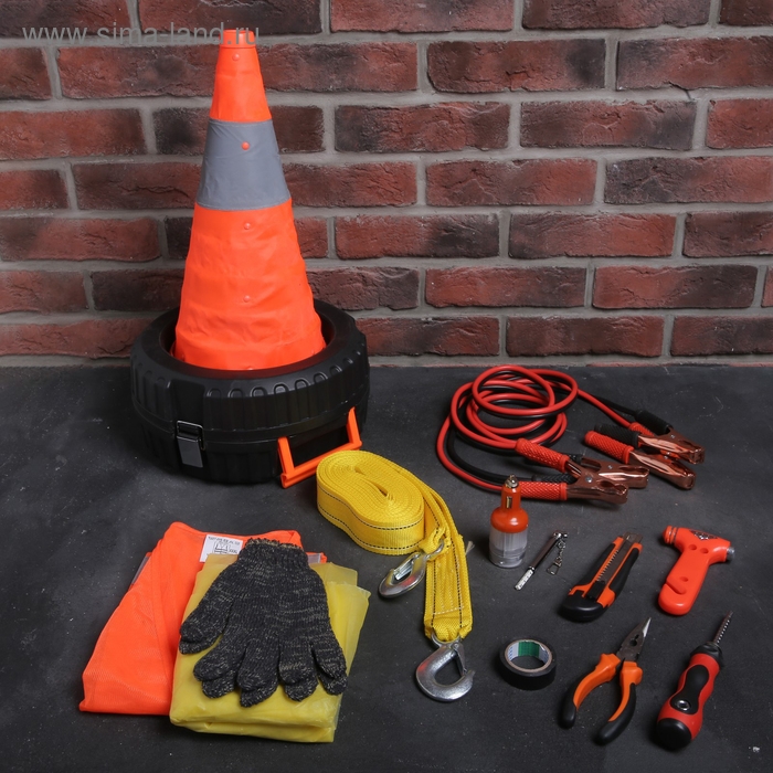 Автомобильный набор в колесе «Для лучшего мужика», 13 предметов Автомобильный набор в колесе «Для лучшего мужика», 13 предметов