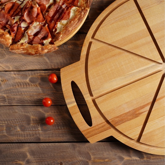 Доска для пиццы с ручками Adelica &laquo;Итальяно&raquo;, 55&times;45&times;2 см, берёза, пропитано маслом