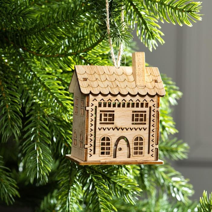 Ёлочная игрушка &laquo;Резной домик&raquo;, от батареек, свечение тёплое белое